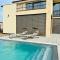 Villa with pool by the lake Mušovské jezero - 帕索尔维基