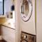 Modern 1 BedSuite in Kerrisdale, access UBC Downtown YVR - Vancouver