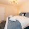 2 Bedroom Flat Free Parking - Reading