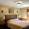 Sojourner's Lodge & Log Cabin Suites - Dundee