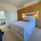 Sandy Toes - awesome beach view and access