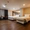 Hotel Pharos