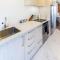 City Living: Upper Studio Haven on Wilmer - 基督城