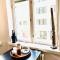 Art Nouveau - Jugend Talo in Helsinki Center Apartment - Helsinki