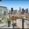 Snazzy 3Bed HighRise with Pool, Spa & Rooftop deck - Los Angeles