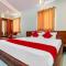 Super OYO Hotel Silver House Near Mantri Square Mall - Bangalore