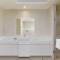 Maison Privee - Stunning JBR Retreat w/ Partial Sea & Marina Views - Dubaj