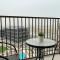 Oraya - City Retreat 1BR in Collective With Pool View - دبي