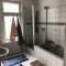 Von privat, Großes Zimmer sehr zentral in Bad Homburg Stadtmitte