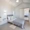 Paxos Couple House by Konnect
