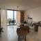 Penthouse i sjøkanten på Dejablue