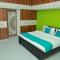 Sun Home Stays - Spacious Rooms - New Property - Pleasant Location