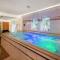 Royal Club Hotel