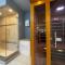 Couples Retreat with Hot Tub, Sauna and Steam Room