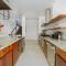 Island Breeze Villa - 5 Bedroom Private Island Villa w Pool