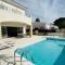 coral bay beach villa