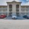Resort Perks and Porch Central Lands End Condo! - Osage Beach
