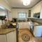 Casa Gialla: Entire Home in downtown WPB - ويست بالم بيتش