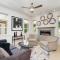 Old Town Oasis - Spacious Artisan Home in Old Town