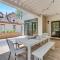 Old Town Oasis - Spacious Artisan Home in Old Town