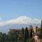 Ferienhaus in Taormina mit Terrasse