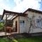 Kleines Ferienhaus Mit Garten Und Grill In Garitz