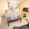 2 Bedroom Specious House for 4 - Kent