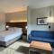 Holiday Inn Express Hotel & Suites Marina by IHG