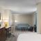 DoubleTree by Hilton Norfolk Airport
