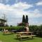 Appartement in Moniga Del Garda mit Grill, Garten und gemeinsamem Pool und Seeblick