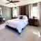 Hillcrest 4 bed 3 bath