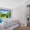 Ocean View Spacious 5BR Retreat for Families - 奥克兰