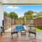 Convenient 4BR with Private Pool close to Airport
