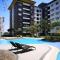 Blue Pool View 2Bedroom @Avida33 - 伊洛伊洛