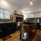 Harrys House Warburton - Peaceful Riverside cottage in the perfect location