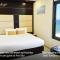 Holiday Beach Hotel Danang