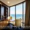 Holiday Beach Hotel Danang