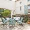 Bastide Saint Esprit in the Provencal hinterland - 德拉吉尼昂