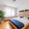 Comfort 28 -- 2-Room Stay Near Park, Netflix & Parking
