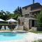 Restful Villa in Largenti re with Swimming Pool - Montréal