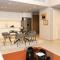 2BR Apt next to DubaiMall, pool view of Burj Khalifa - Downtown Views ll - Dubai