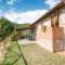 Farmhouse in Monte Santa Maria Tiberina with garden