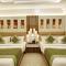 Hotel Star Villa - Front of New Delhi Railway Station & 5 Minute from Connaught Place