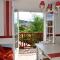 Colorful apartment in Basque style in a green environment - Labastide-Clairence