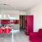 Casa Sonia - Modern Apartment with Pool on Lake Como