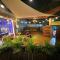 You Empire Hostel & Bar