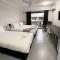 Comfort Inn Centrepoint Motel