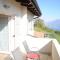 Villetta 56 Blu Yellow and Red Lake view Garden Private Parking by Garda Domus Mea