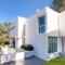 Stunning Villa Angeles with Private Pool and AC close to Sitges - Olivella