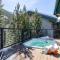 Warm Springs Ski Way Home with Pool, Pickleball, and More! - كيتشوم
